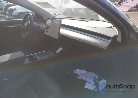 2023 Tesla Model 3 Rear-Wheel Drive z USA, uszkodzony, nr VIN 5YJ3E1EA6PF654356